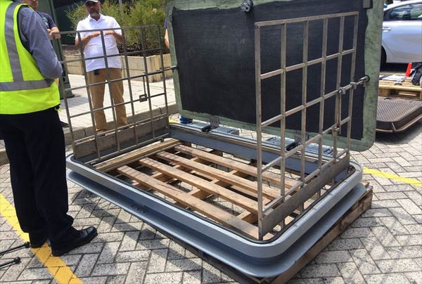 Easy lift Cover